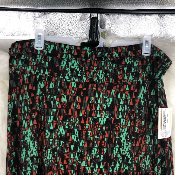 NWT, Plus Size 3XL Maxi Skirt, Fall Colors, Soft Waist Band, Stretchy, LuLaRoe - Picture 7 of 8